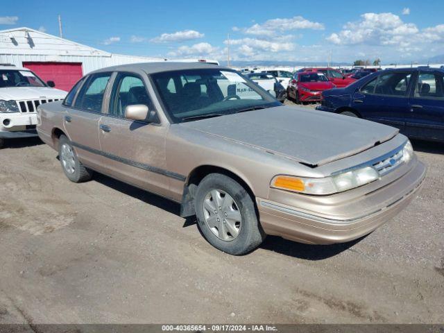  Salvage Ford Crown Victoria