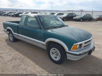  Salvage Chevrolet S-10