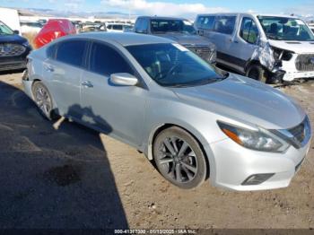  Salvage Nissan Altima