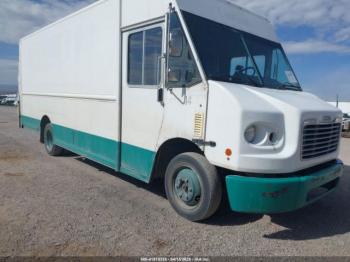  Salvage Freightliner Chassis