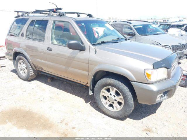  Salvage Nissan Pathfinder