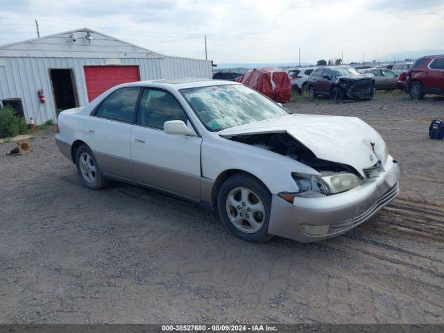  Salvage Lexus Es