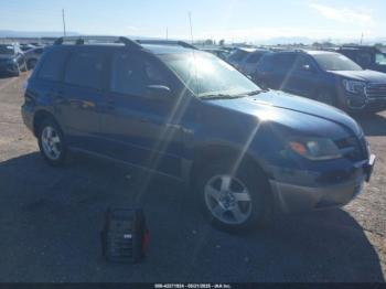  Salvage Mitsubishi Outlander