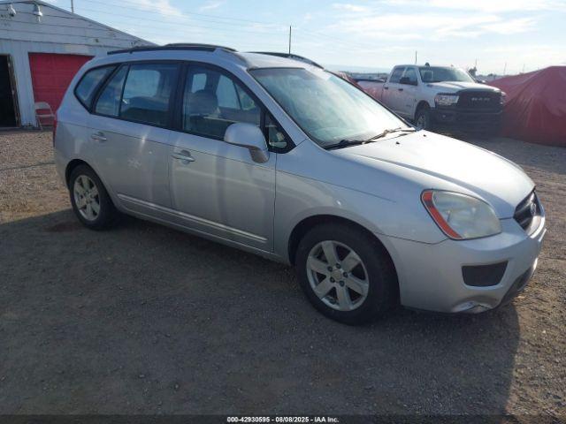  Salvage Kia Rondo