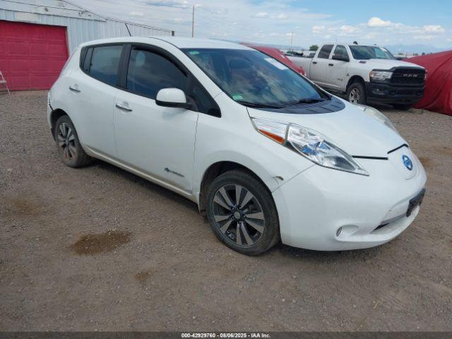  Salvage Nissan LEAF