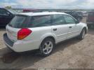 Subaru Outback 2.5i Image 8