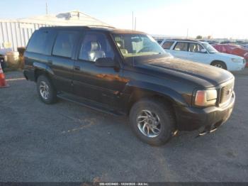  Salvage GMC Yukon