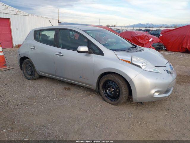 Salvage Nissan LEAF