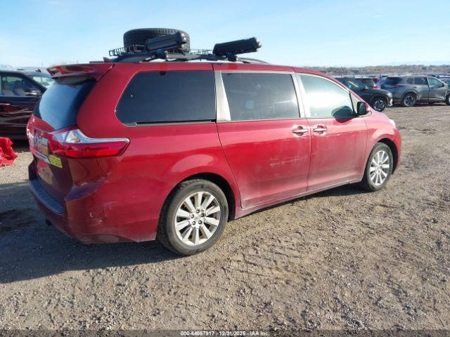 Toyota Sienna Limited Premium 7 Passenger Image 16