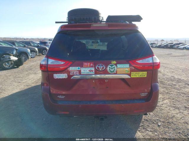 Toyota Sienna Limited Premium 7 Passenger Image 11