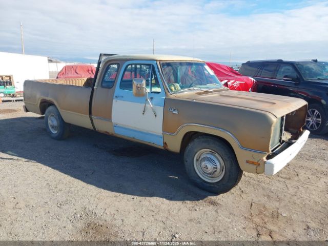 Dodge D150 Image 1
