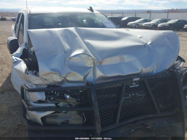 Chevrolet Silverado 1500 4wd  Short Bed Lt Trail Boss Image 6